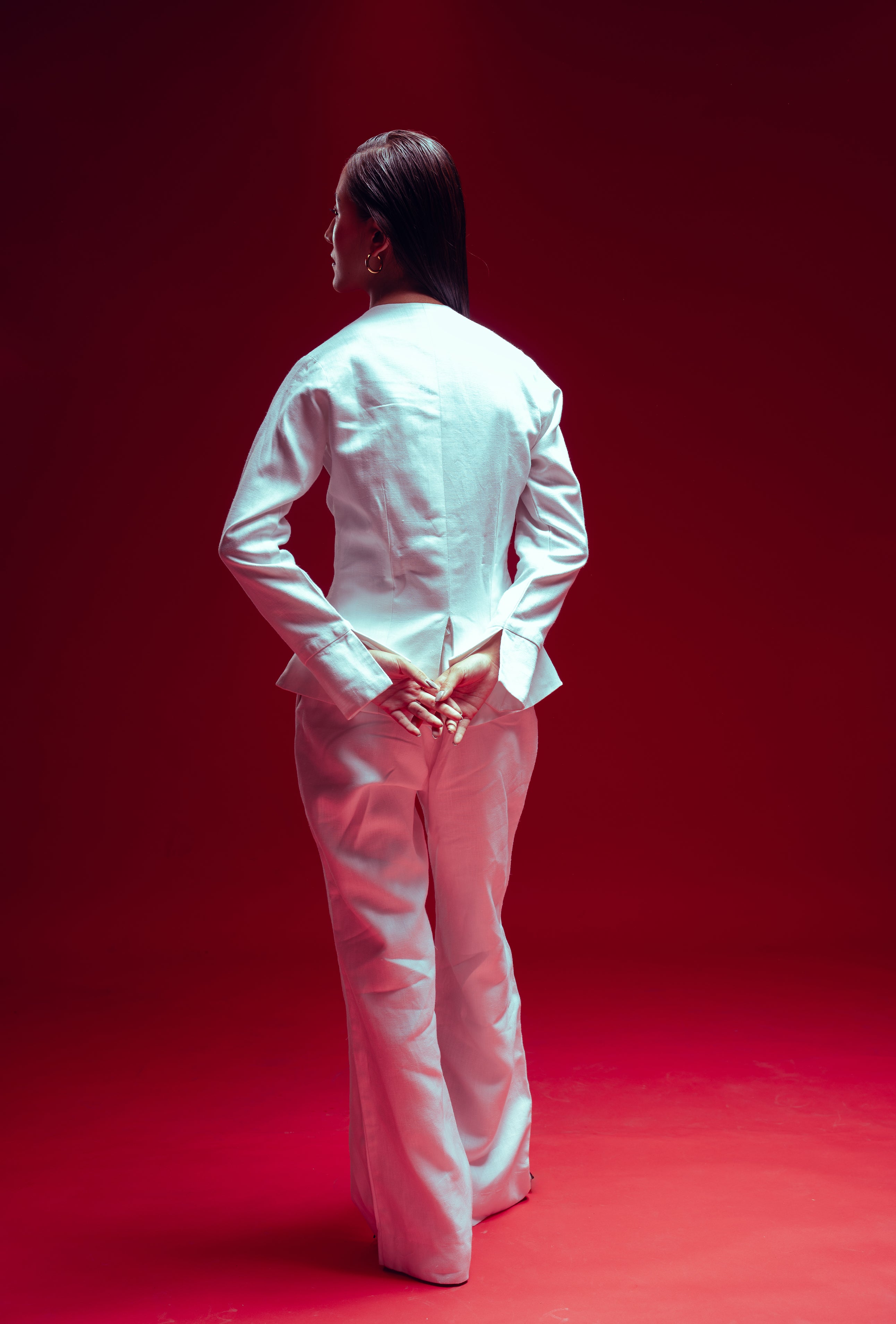 All Hearts No Spades luxury women’s white blazer top, double breasted collar  and minimalist tailoring – quiet luxury premium clothing.